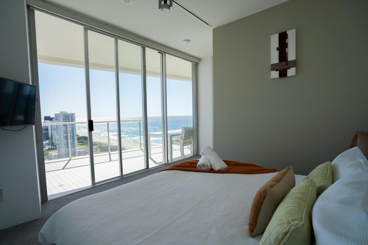 Air On Broadbeach-Stunning Ocean Views Gold Coast Dış mekan fotoğraf