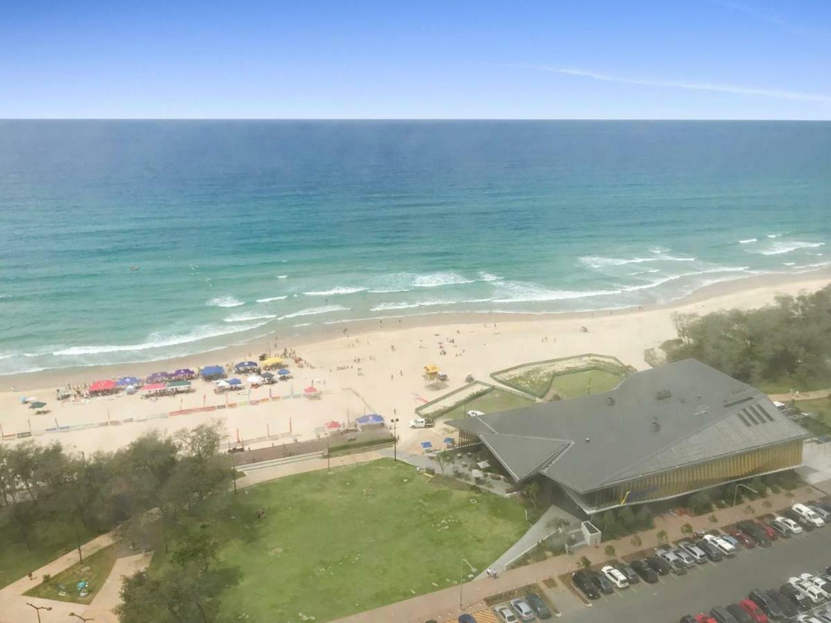 Air On Broadbeach-Stunning Ocean Views Gold Coast Dış mekan fotoğraf